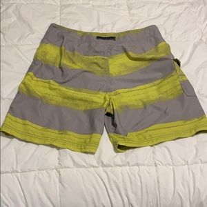 Oakley Swim - Oakley board shorts size 34 Oakley Swim - Oakley board shorts size 34